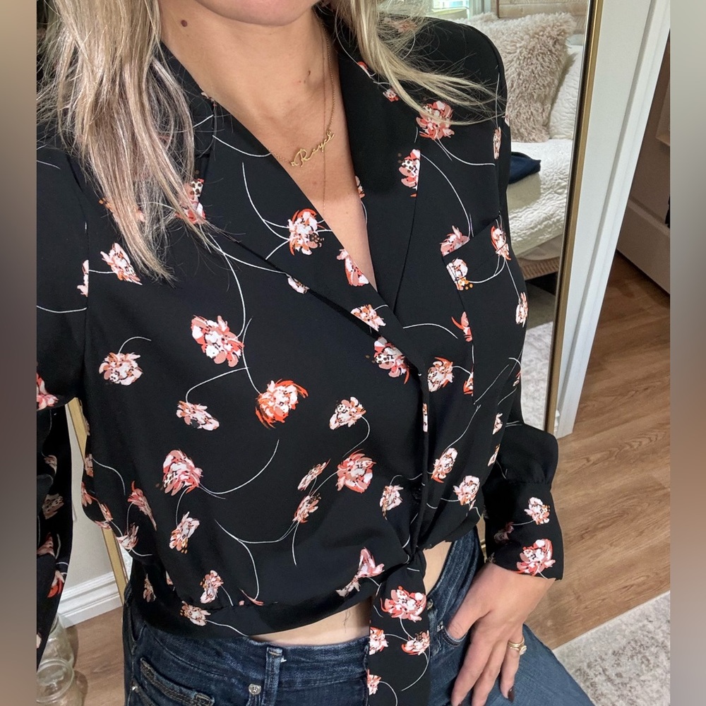 Who What Wear Floral Button down blouse